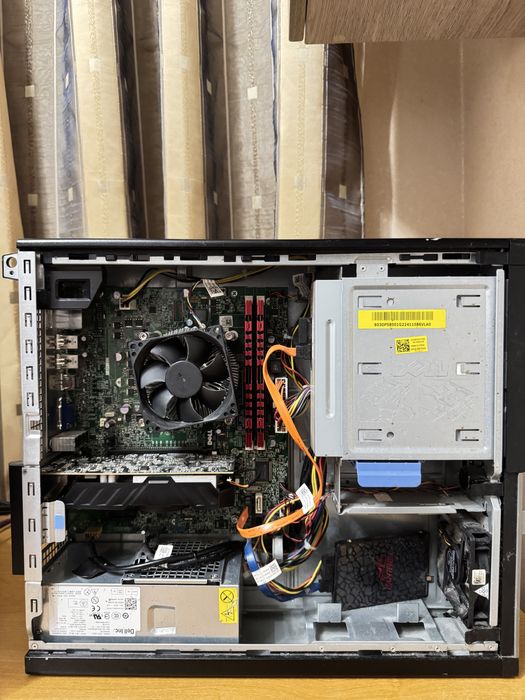 Пк для работи та частково дла ігор