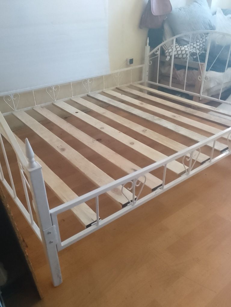 Ліжко металеве двоспальне СРОЧНО