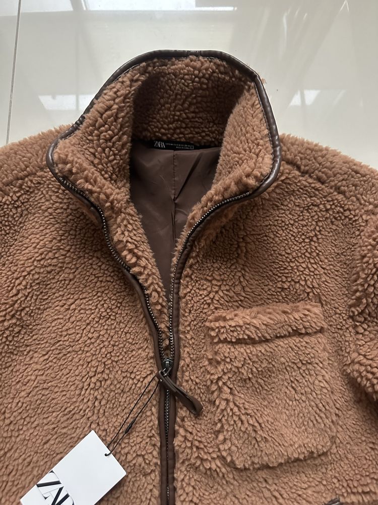 Kurtka polarowa ZARA brązowa rozmiar L/XL zapinana na zamek