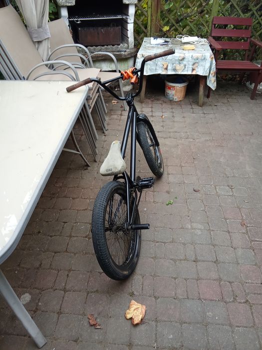 Sprzedam bmx czarny