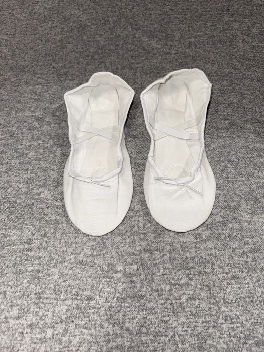 Белые балетки для танцев. Білі балетки для танців