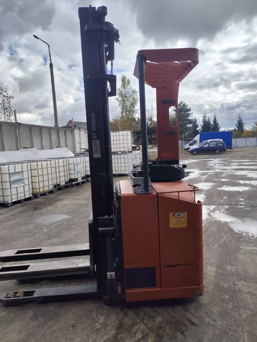 Електричний штабелер Toyota BT SSE160