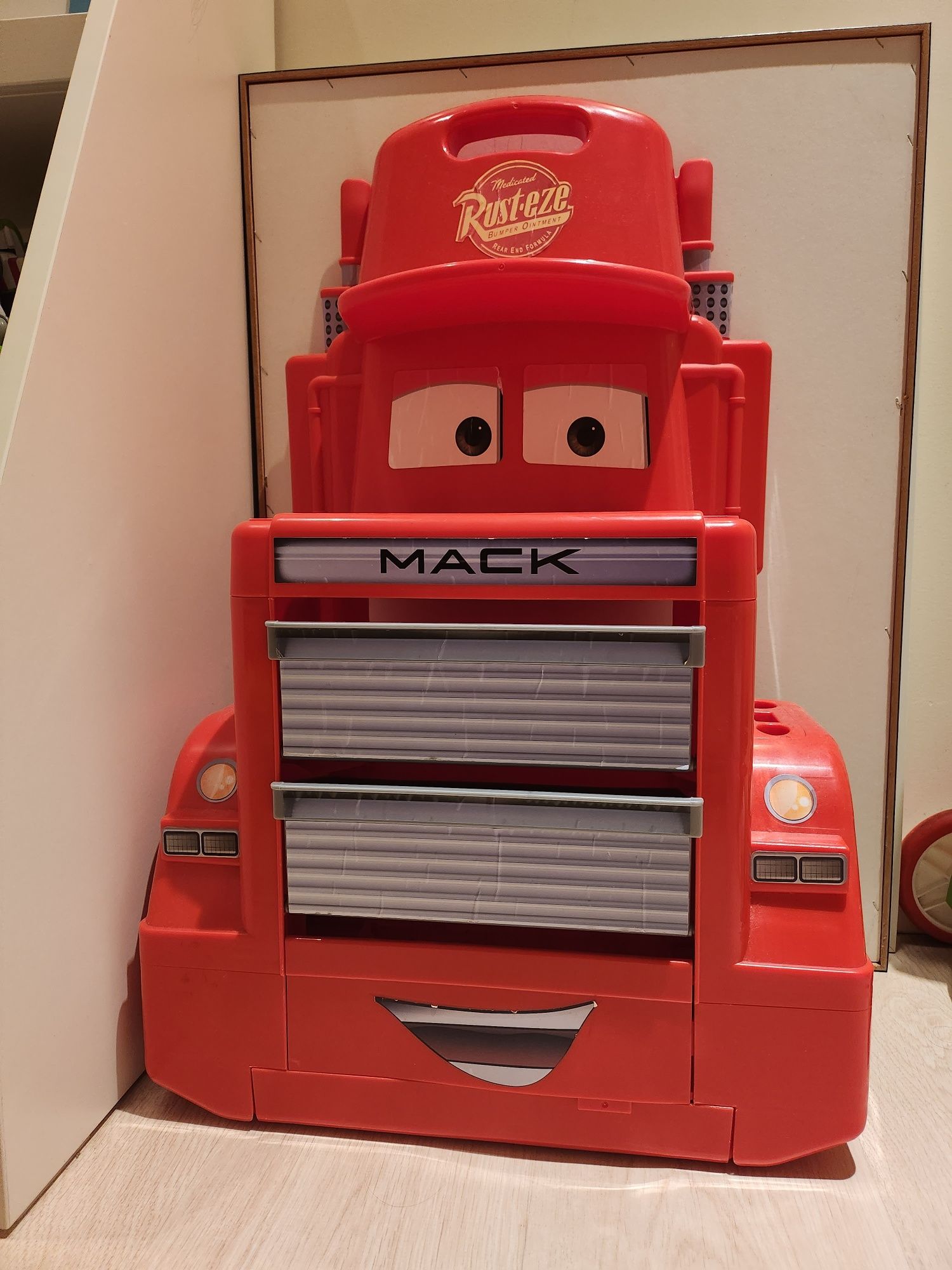 Mack Faisca Mcqueen