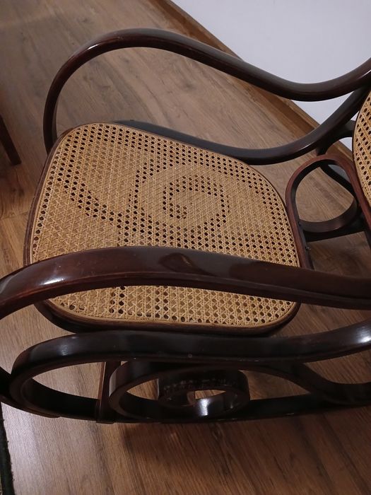 Кресло качалка деревяное итальянское