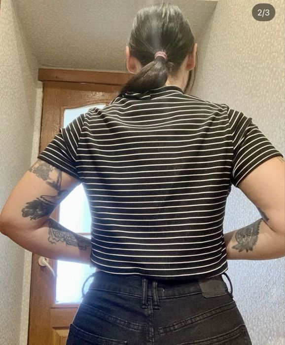 Топ жіночий короткий