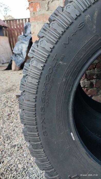 Шини Pro Comp Xtreme A/T Розмір 37/13,5 R20