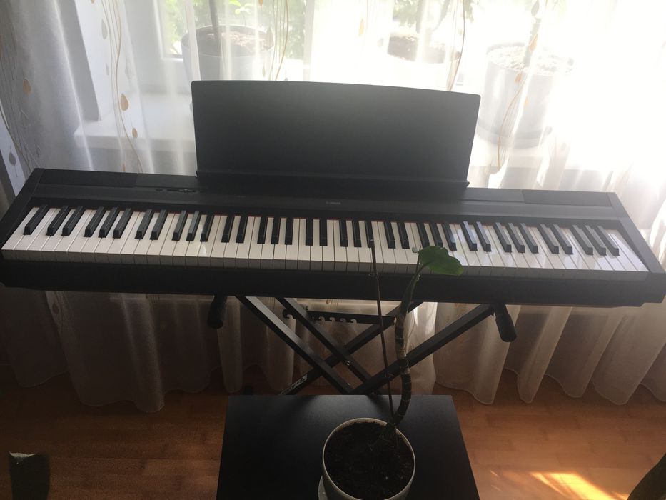 Yamaha p-115 піано