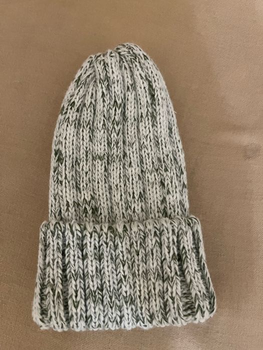 Шапка для дівчинки від 6 до 10 років