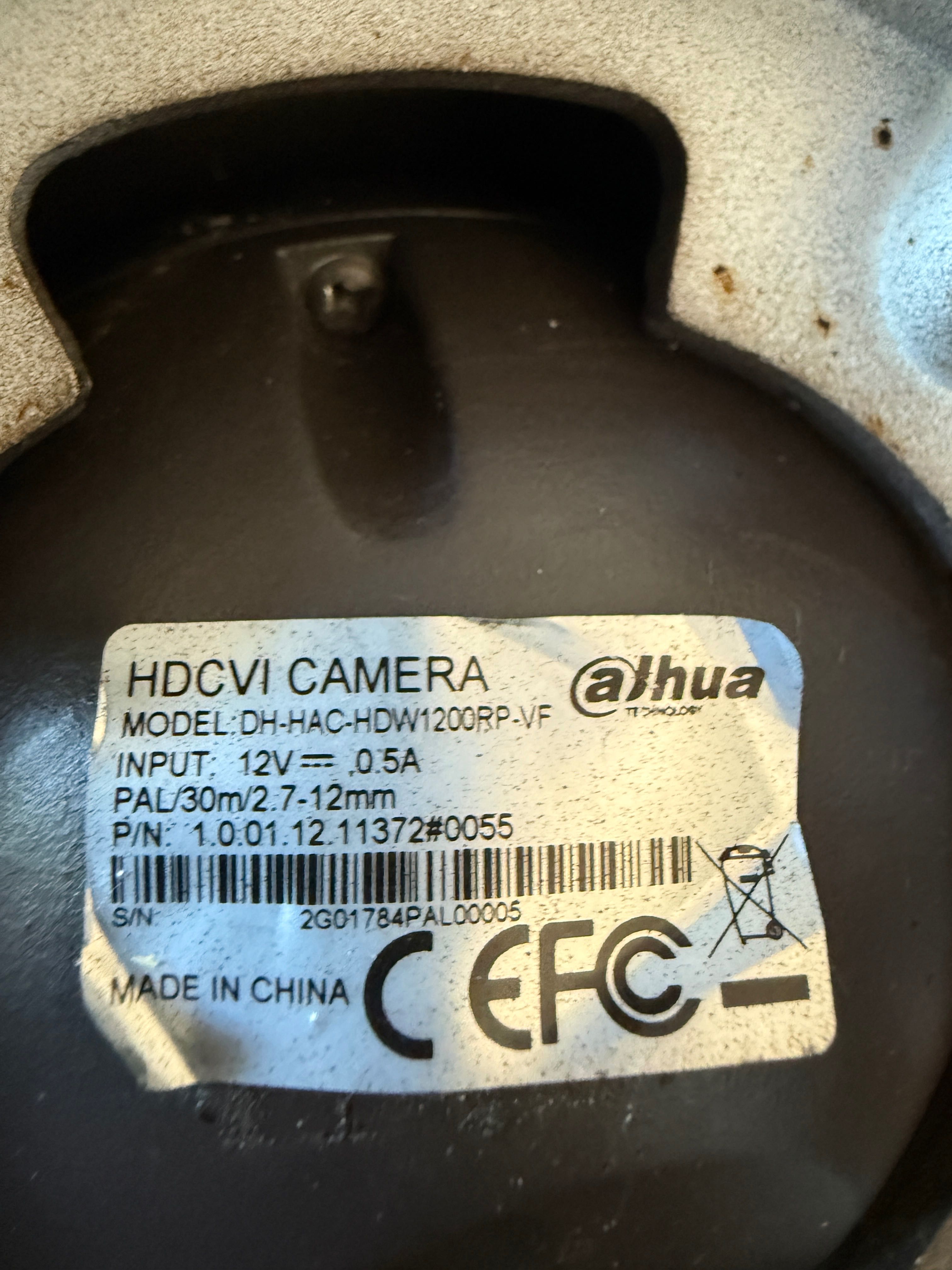 3 x Kamera Dahua HD 2Mpx DH-HAC-HDW1200RP-VF + 3 x konwerter BNC
