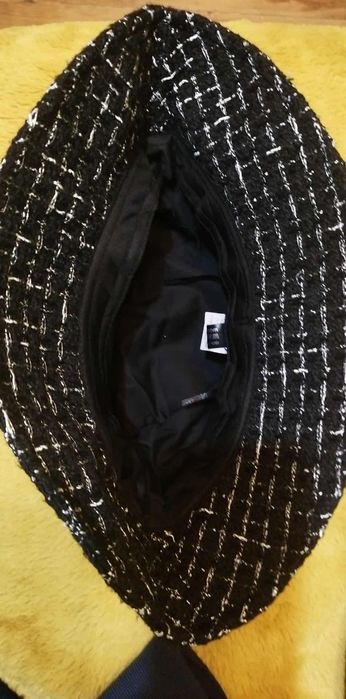 Kapelusz typu Bucket w kratke