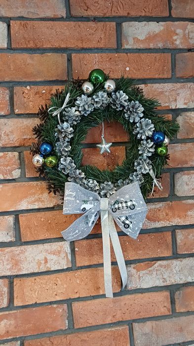 Wianek, wieniec-stroik bożonarodzeniowy