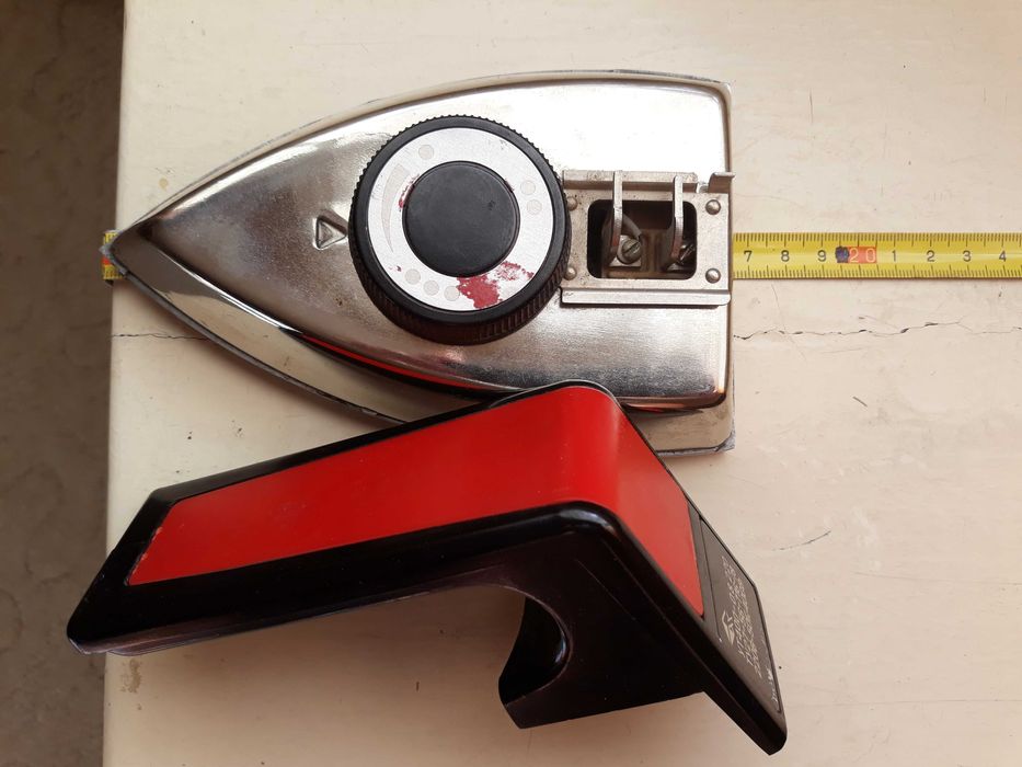 Дорожный компактный УТЮГ