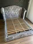 Cama de casal estilo capitonê