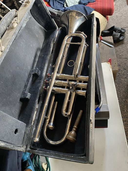 Саксофон и труба