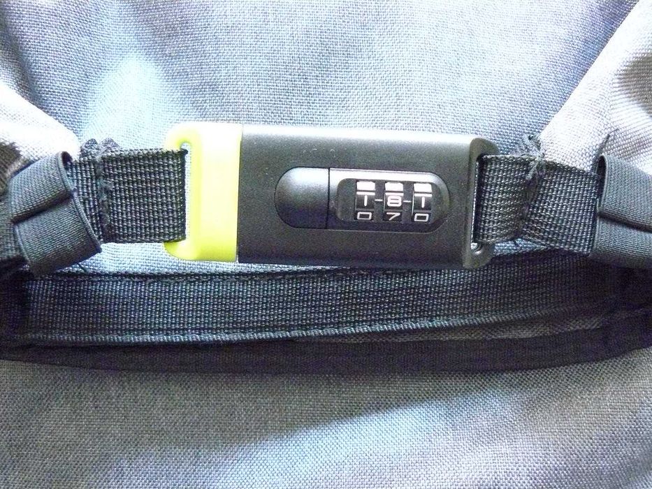 Plecak XD DESIGN any kradzierzowy z szyfrem