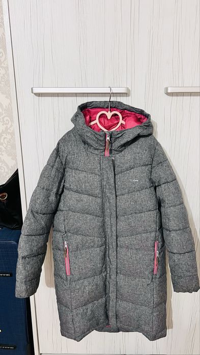 Продам теплое пальтишко