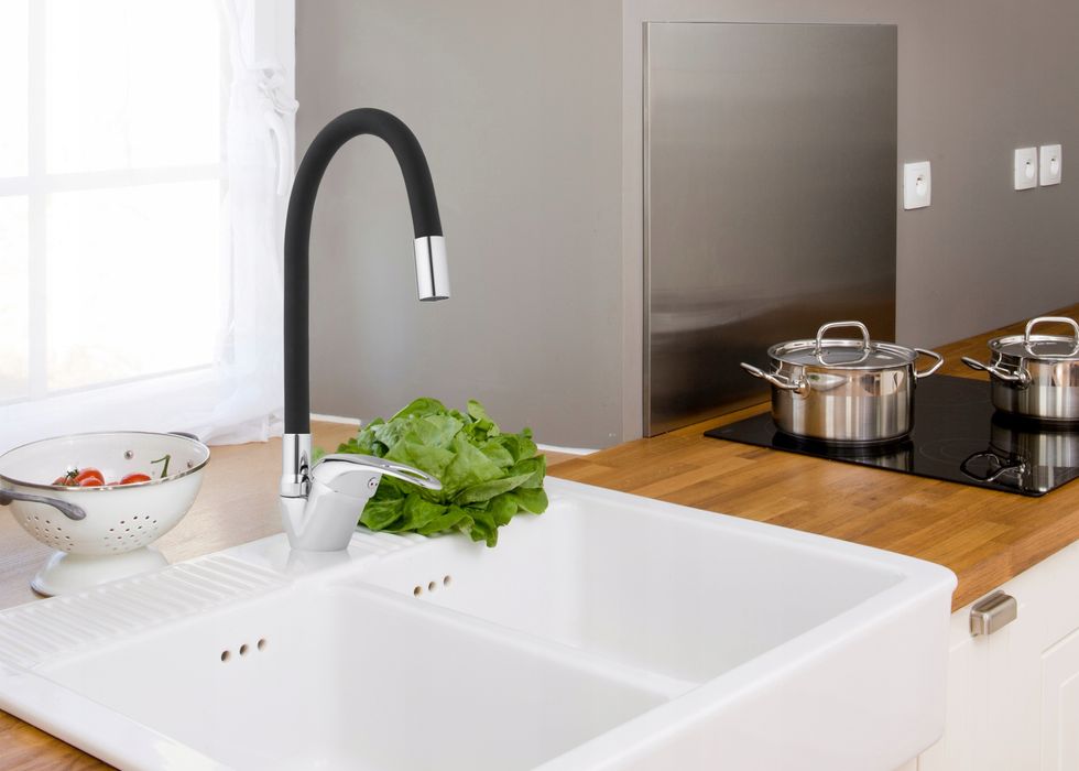 Bateria Kuchenna Stojąca Elastyczna Wylewka Kran Kuchni Zlewu Czarny