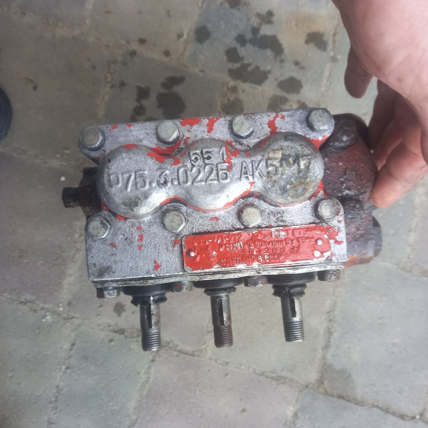 продам розпредільник