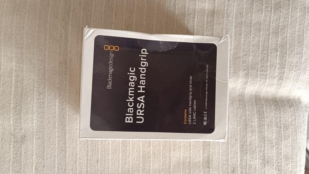 Blackmagic URSA Mini Pro 12K COMPLETA