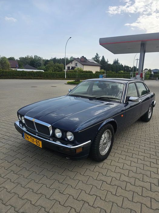 Jaguar XJ Ciekawy Jaguar XJ 3.2 211 KM - wyróżnia się na drodze !!!