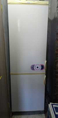 Холодильник Snaige 190см
