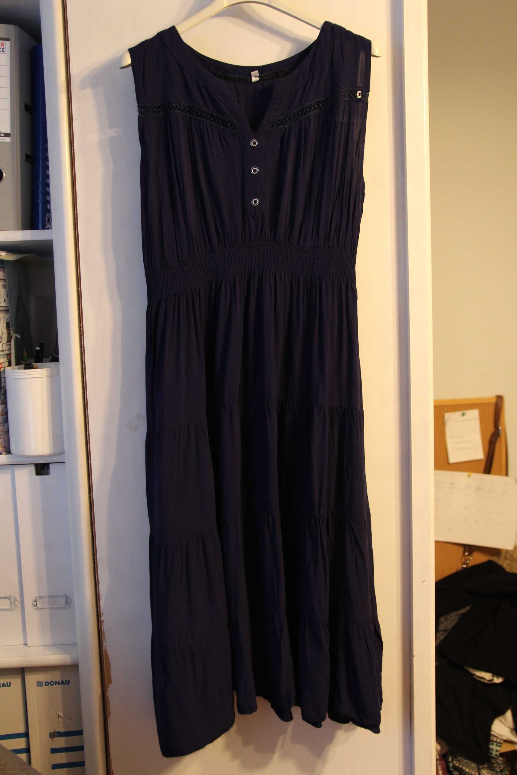 Granatowa sukienka, rozmiar L