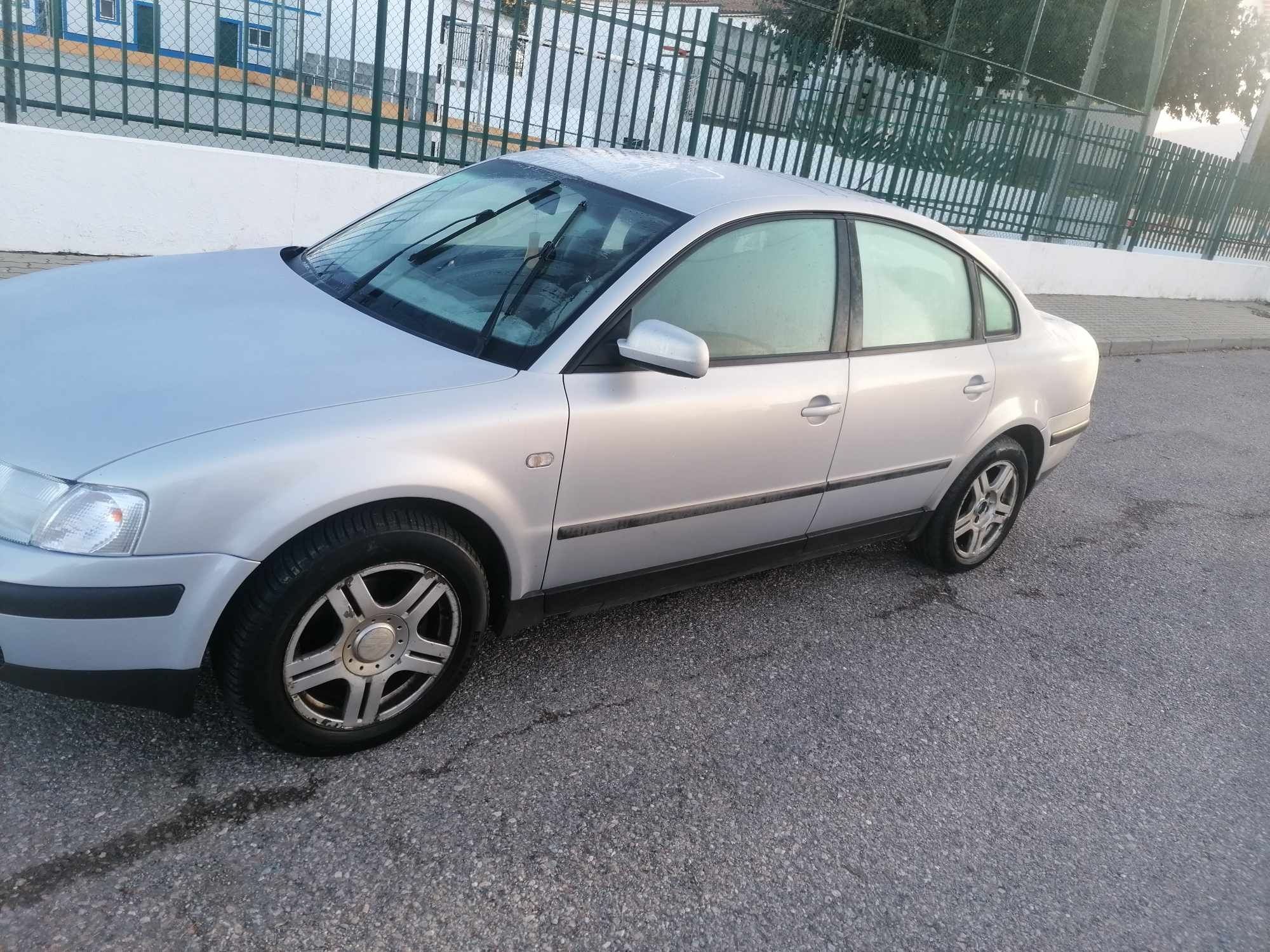 Vendo Volkswagen Passat