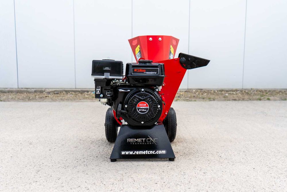 Rębak tarczowy REMET RT-300 == rozdrabniacz spalinowy do OGRODU