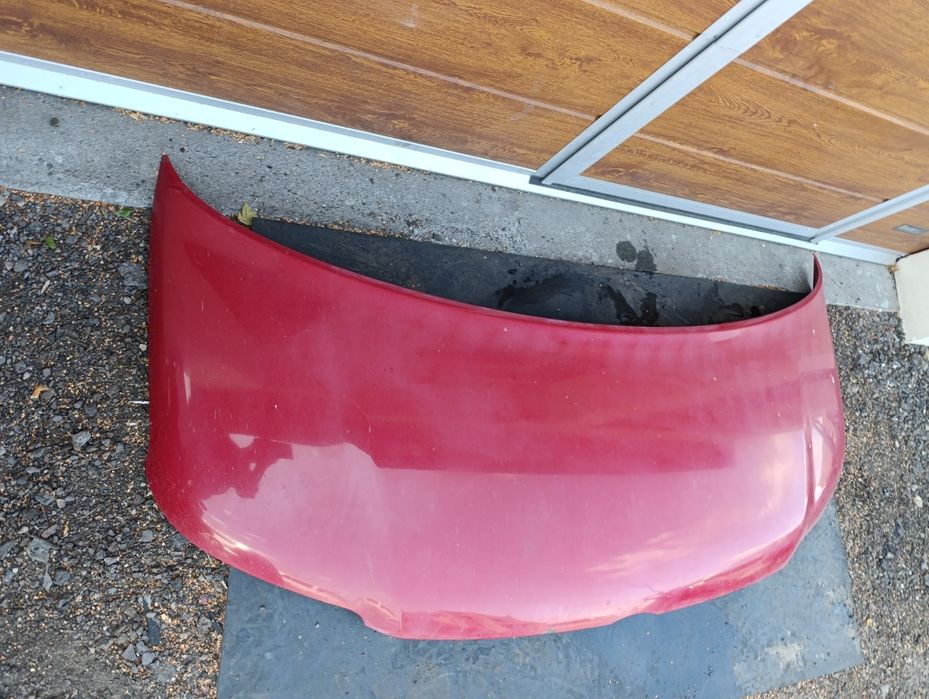 Maska pokrywa silnika czerwona  VW t5