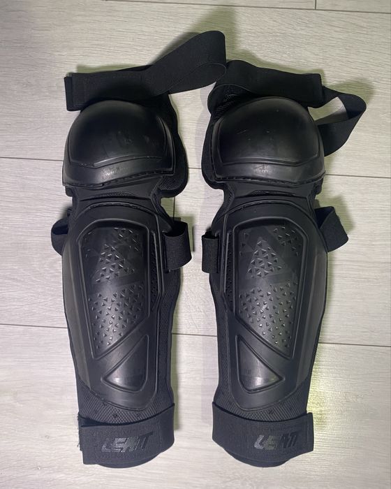Наколінники leatt ext 3.0 (s/m)