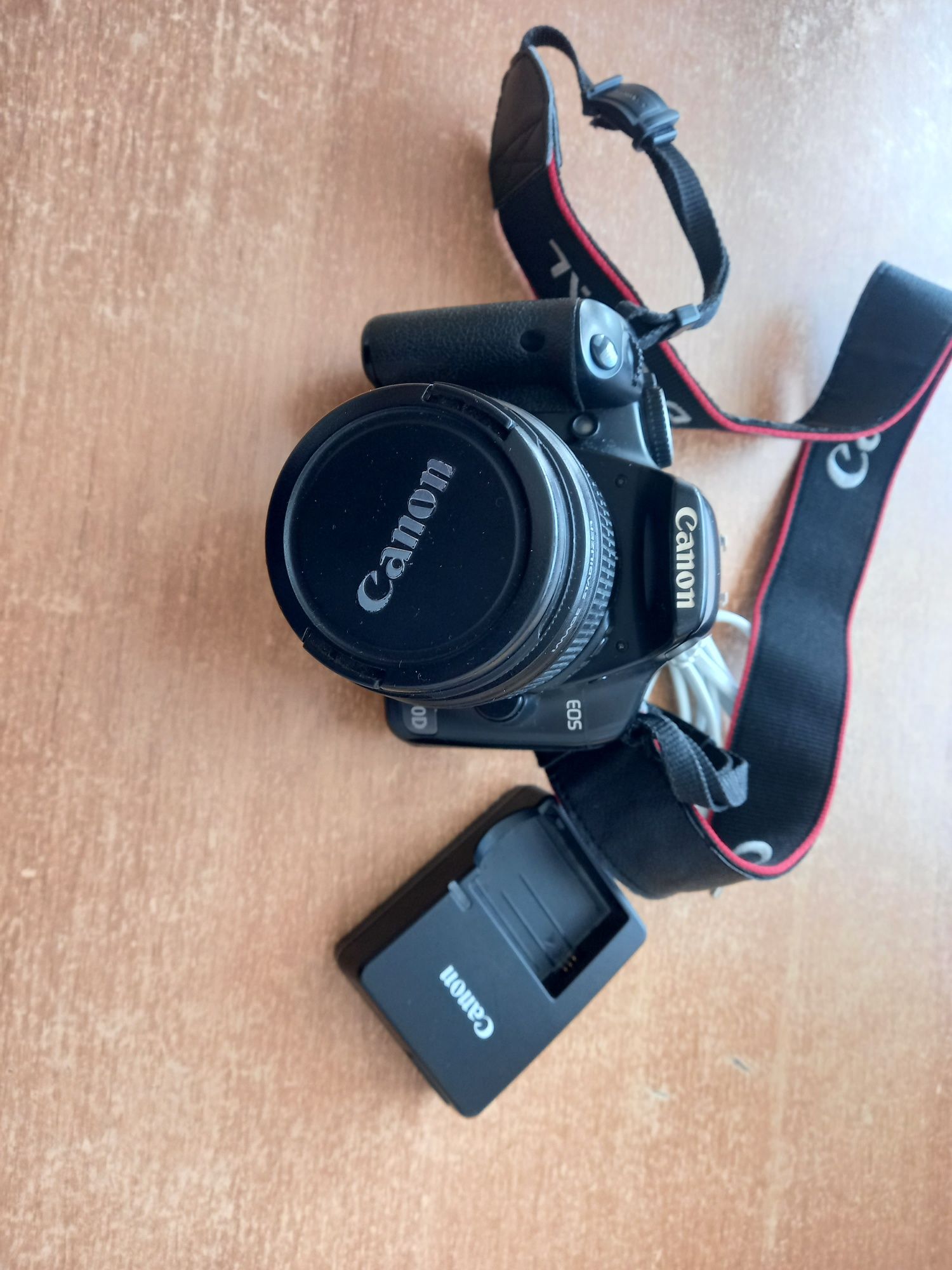 Продам фотоаппарат 450D