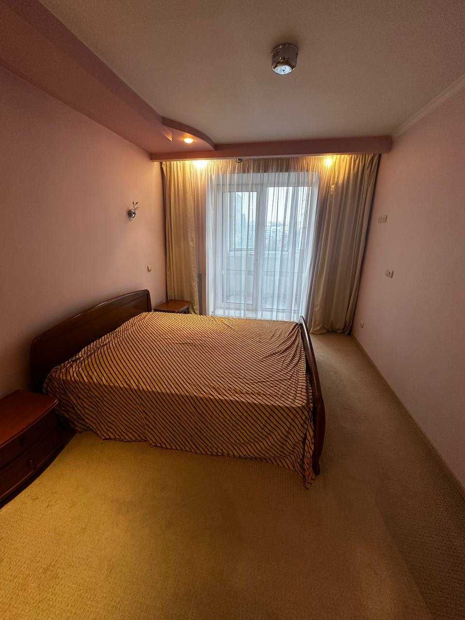 Продаж 3к квартири 93 кв. м на вул. Свободи RUBI 37888