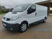 Renault Trafic 2.0 115 KM !!! L2 H1 Długi TYLKO 198 tys.km !!! KLIMA ! SPROWADZONY/ZAREJESTROWANY !!! ŁADNY I ZADBANY !!!Nie Vivaro  Trafic
