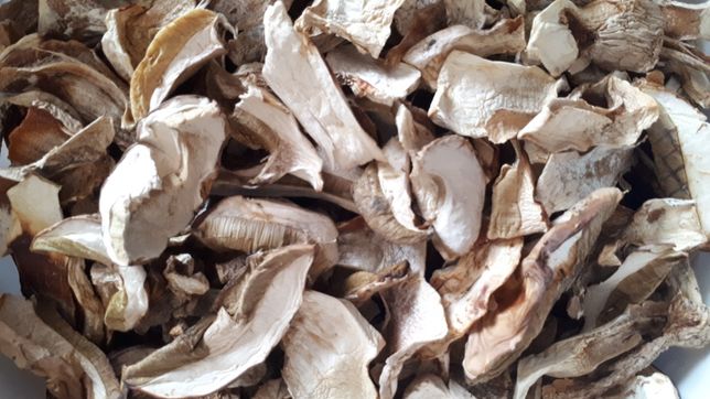 Гриби білі сушені (грибы белые сушеные)