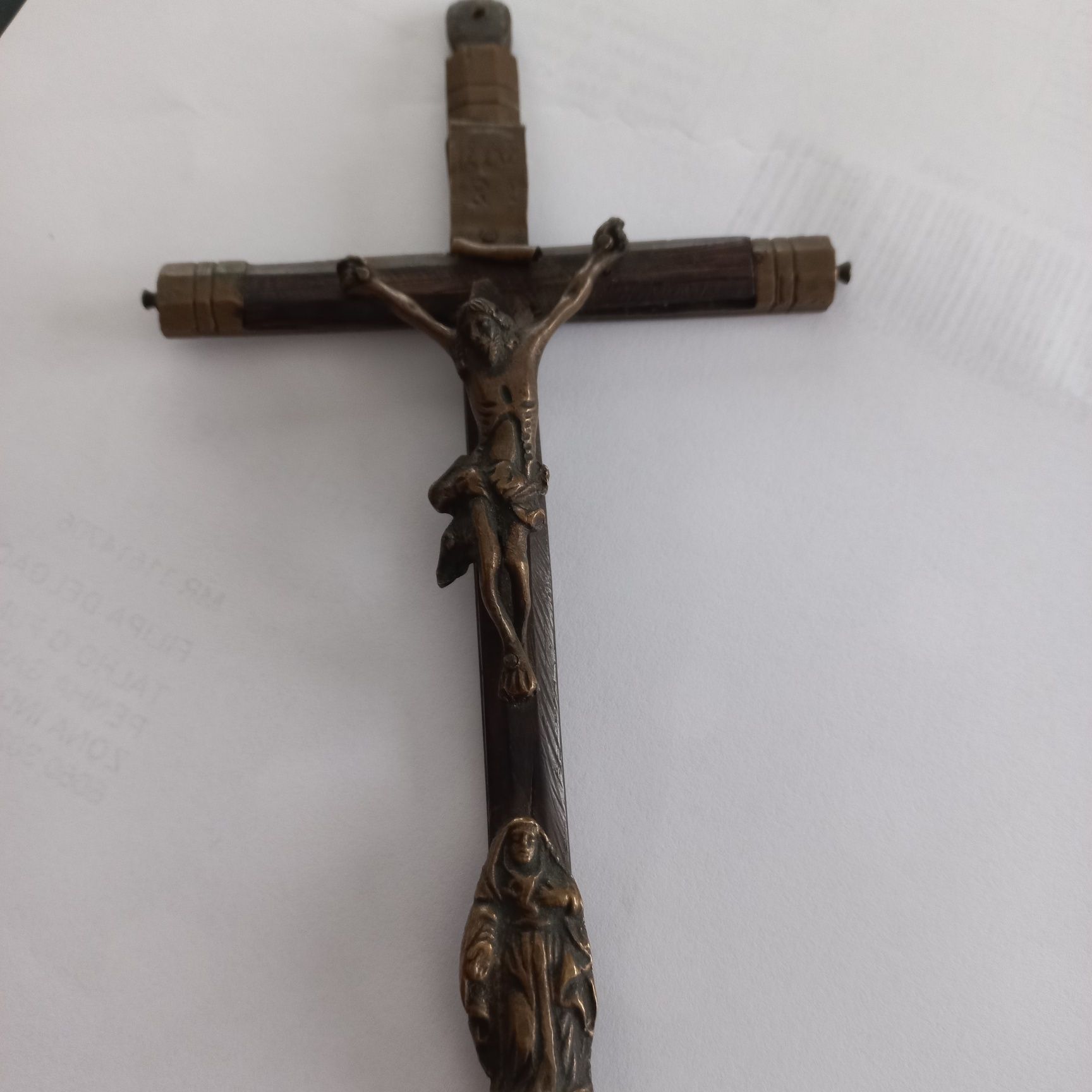 Cruxifixo com mais ds 100 anos