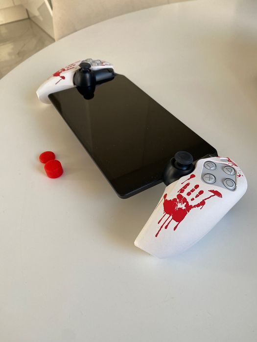 PlayStation Portal w idealnym stanie + Etui