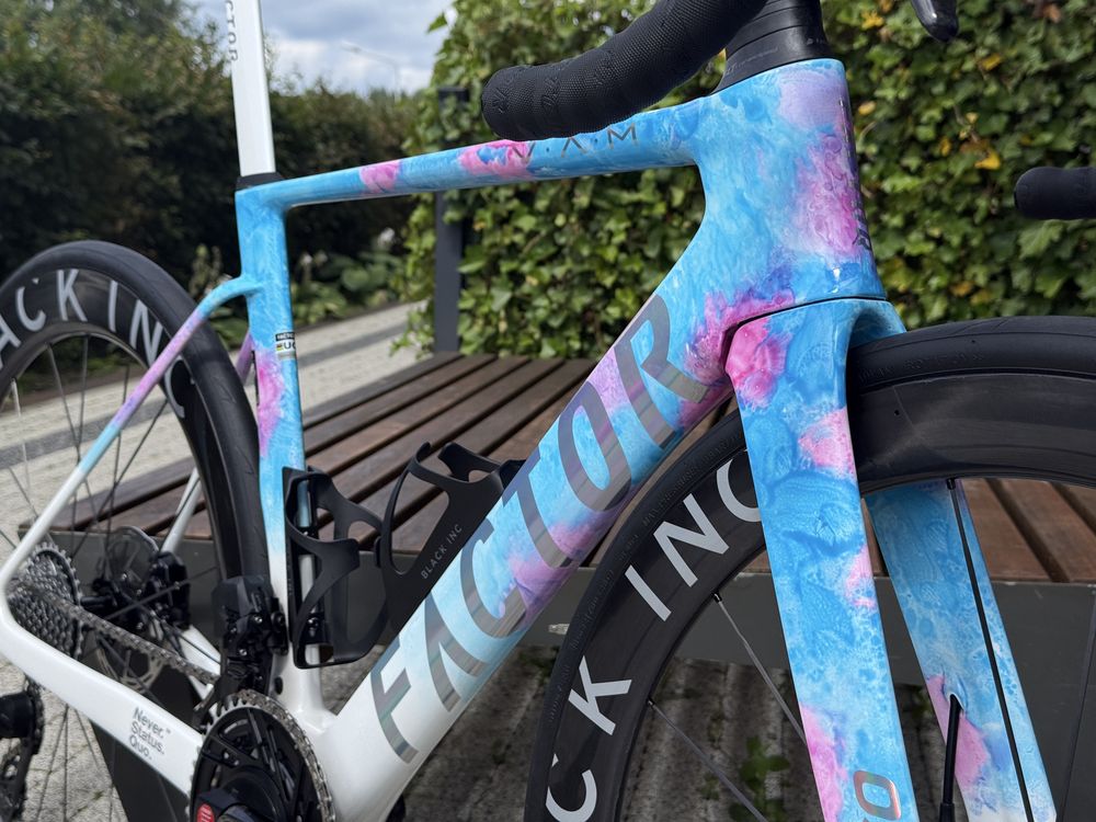 Factor Ostro V.A.M Watercolour 52cm Limited Sram Force AXS