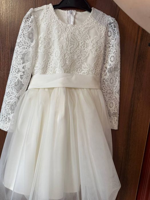 Продам сукню 104-110