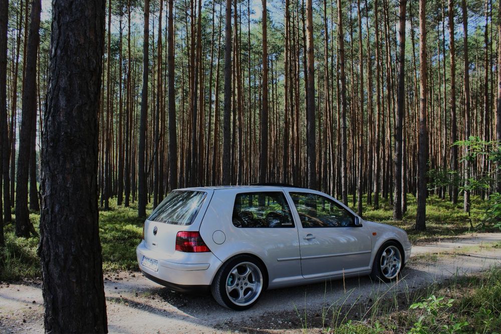 Volkswagen Golf IV 2.3 vr5