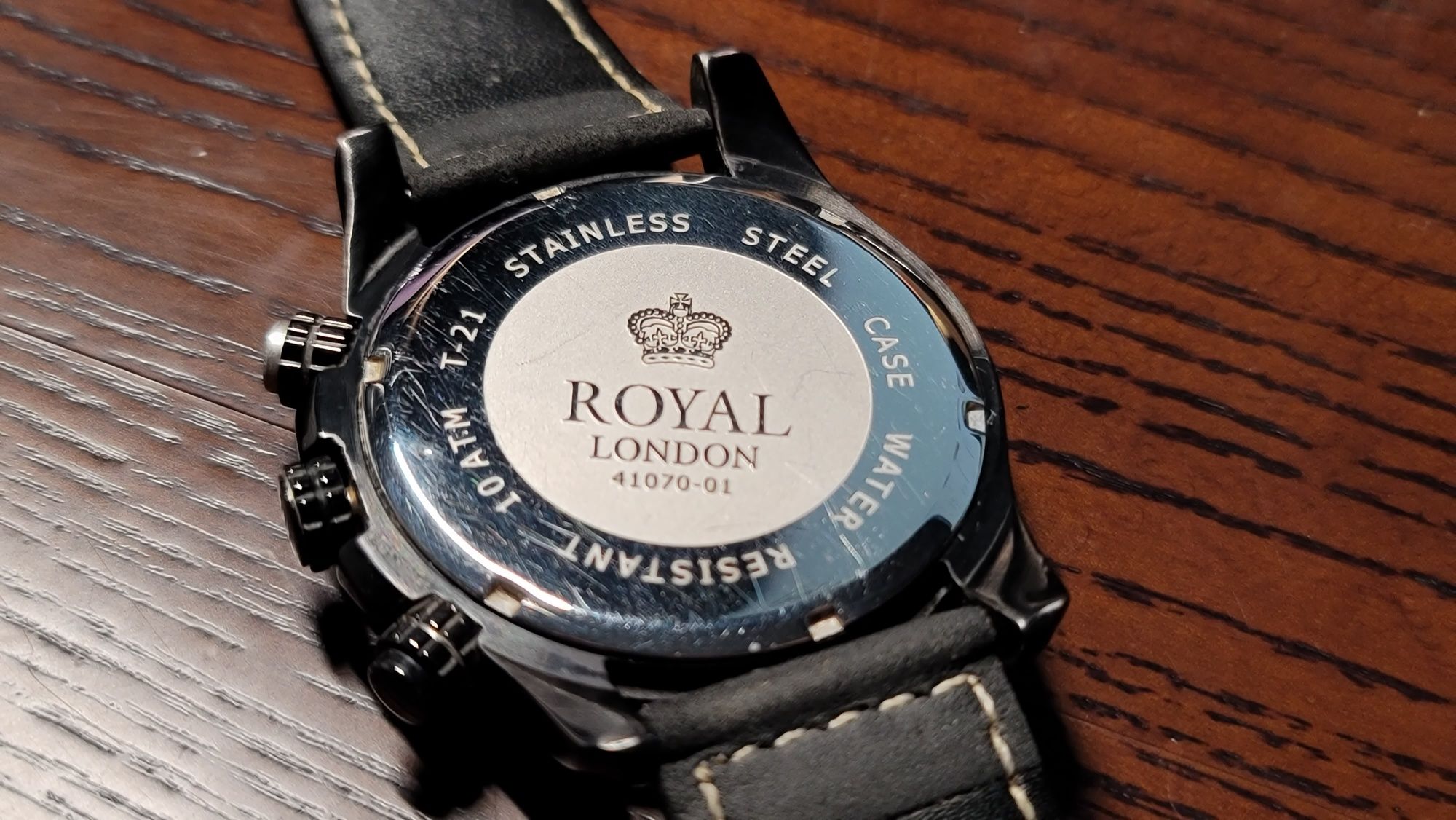 Чоловічий годинник Royal London і Roger Dubuis