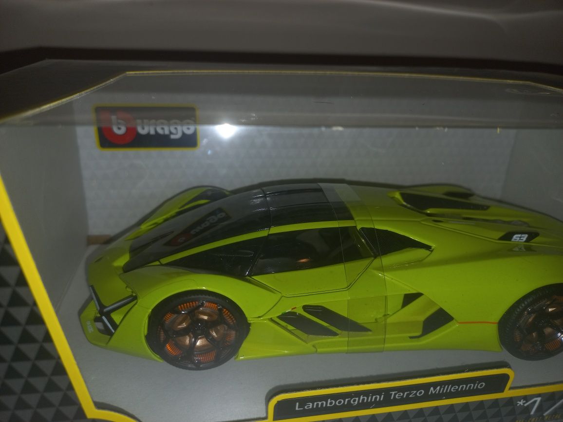 Bburago Lamborghini Terzo Millennio, skala 1:24