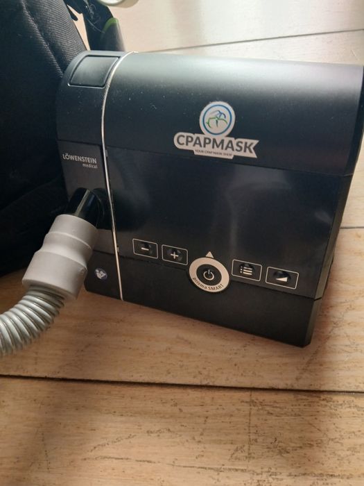 AutoCPAP Löwenstein prisma SMART PRATICAMENTE NOVO (JUN/24) + Máscara