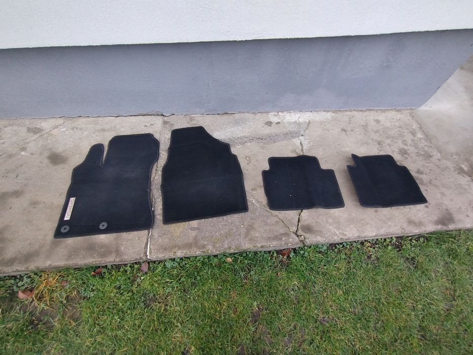 Продам оригінальні коврики для Нісан кашкай