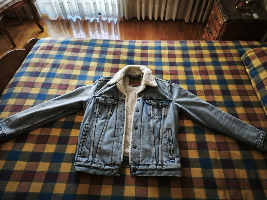 Casaco Levis tamanho S