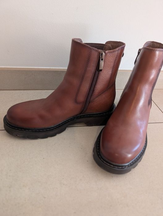 Sztyblety Tamaris nowe