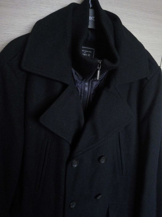Чорне чоловіче пальто розмір S на 44