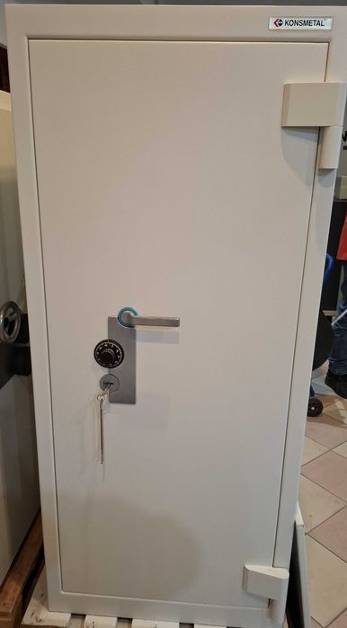 Sejf kasa pancerna Konsmetal KP 160 SK, VI klasa odporności, 1100 kg