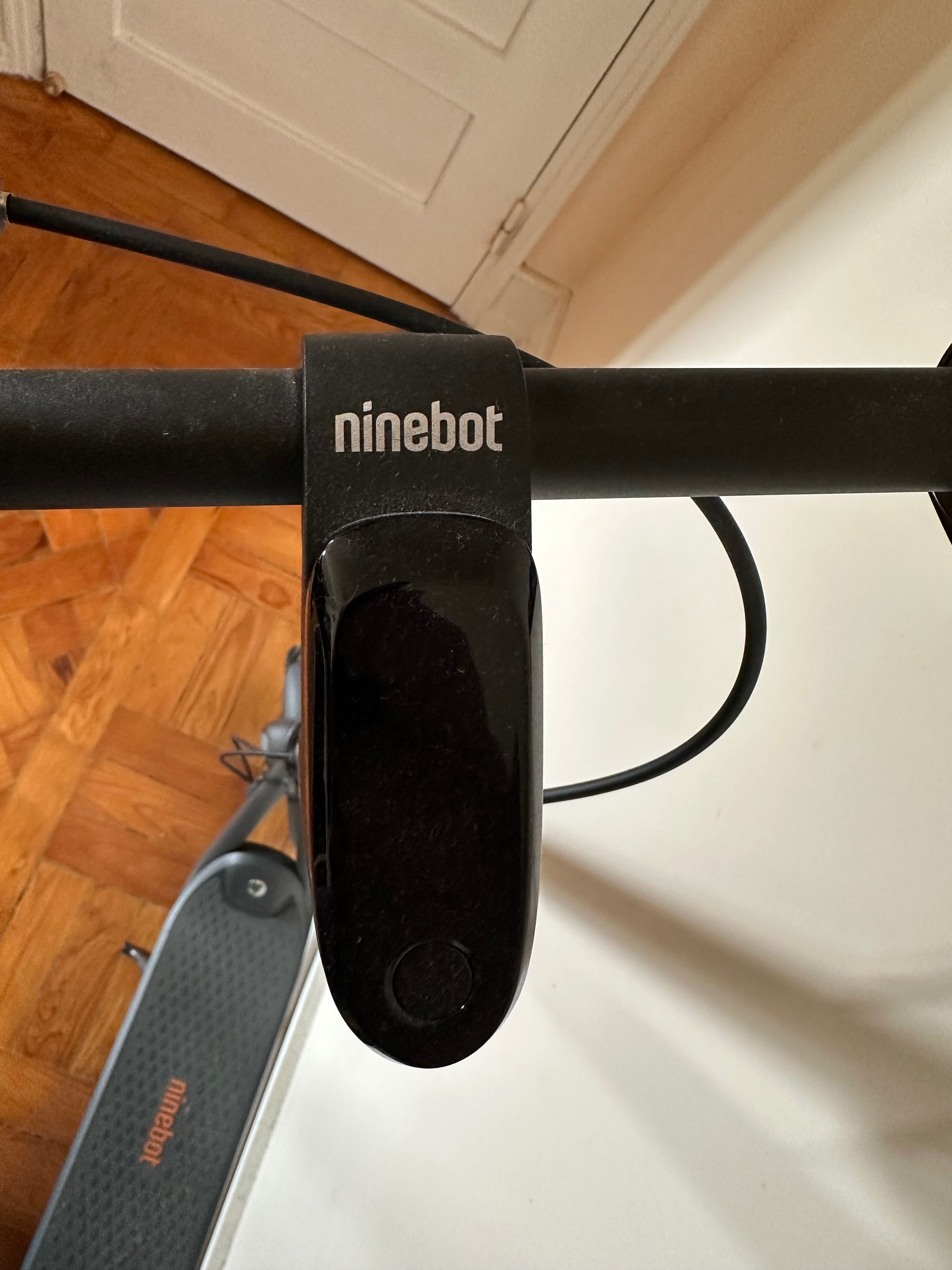 Trotinete Elétrica Ninebot KickScooter F2