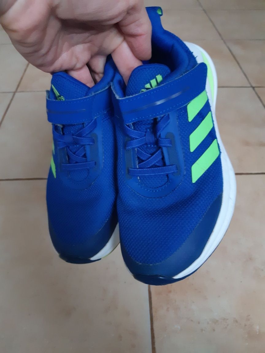 Кросовки adidas fortarun 32р nike 36.5р