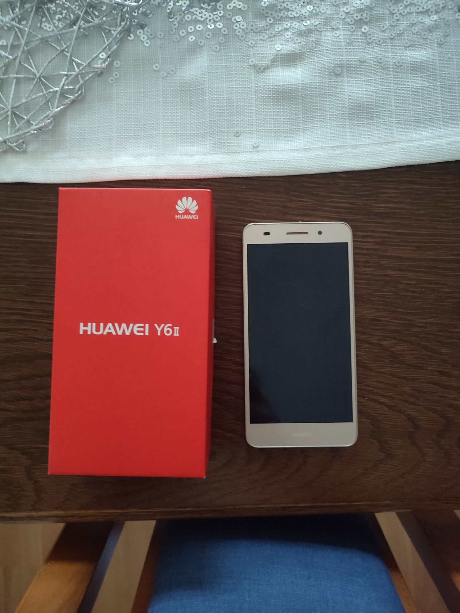 Huawei y6 II + etui